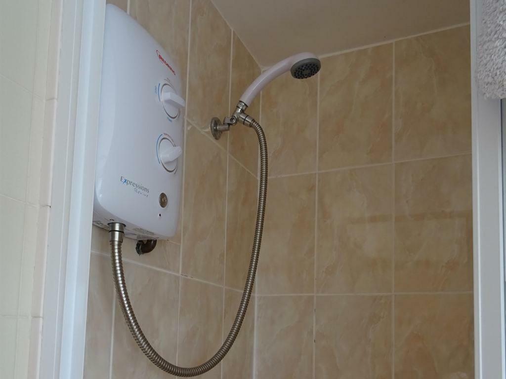 Abreakaway Lodge New Quay Стая снимка