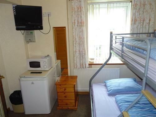 Abreakaway Lodge New Quay Екстериор снимка