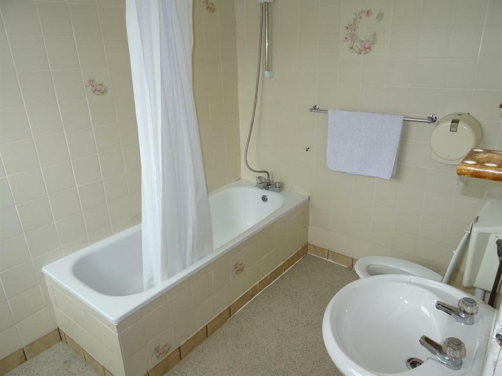 Abreakaway Lodge New Quay Стая снимка